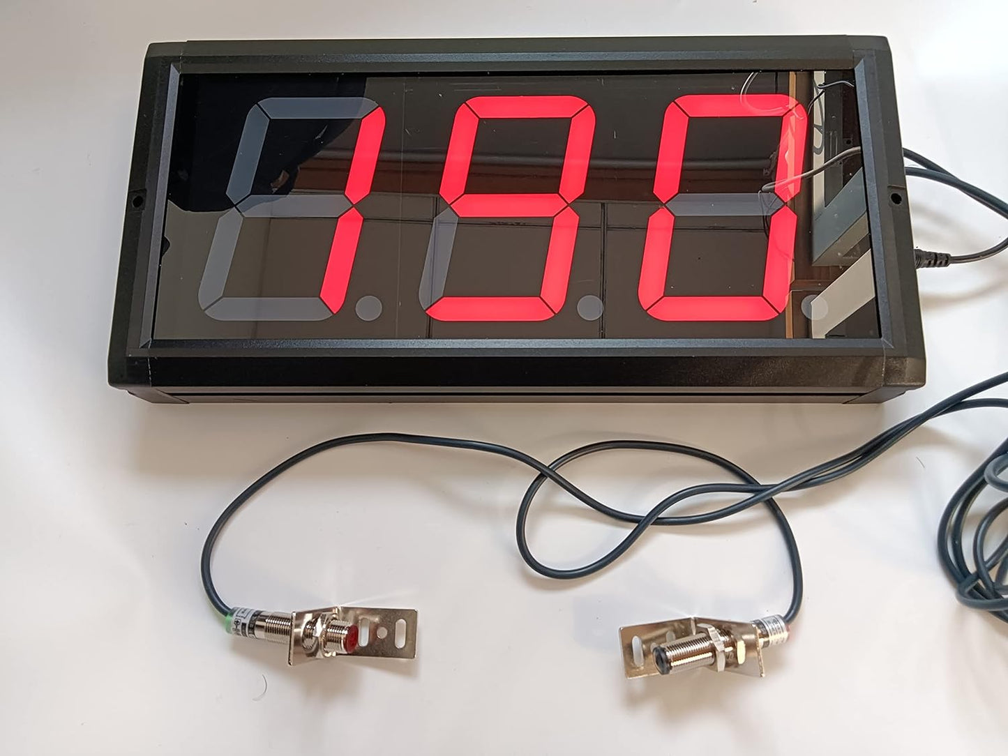 Big red 4 inch Digital Height led Counter with Infrared Sensor Count up to 999 can use Production line Counter