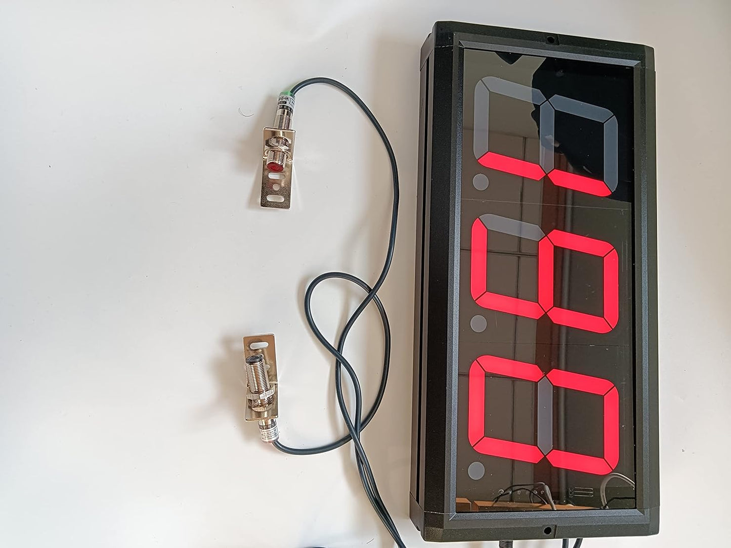 Big red 4 inch Digital Height led Counter with Infrared Sensor Count up to 999 can use Production line Counter